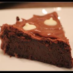 A picture of Easy Flourless chocolate cake.