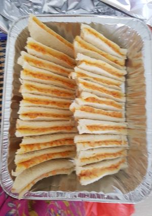 A picture of Carrot mayo sandwich.