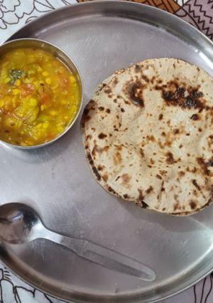 घीया चने की दाल की सब्जी(ghiya chane ki sabzi recipe in hindi) रेसिपी मुख्य फोटो