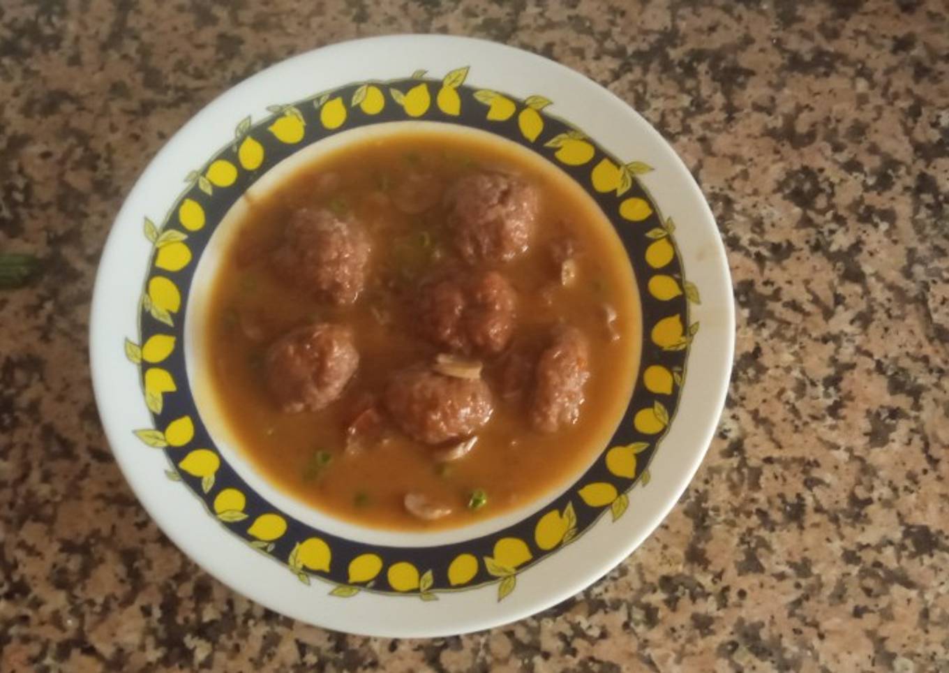 Albóndigas en salsa