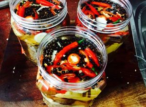 Hình của món Bắp bò ngâm mắm.