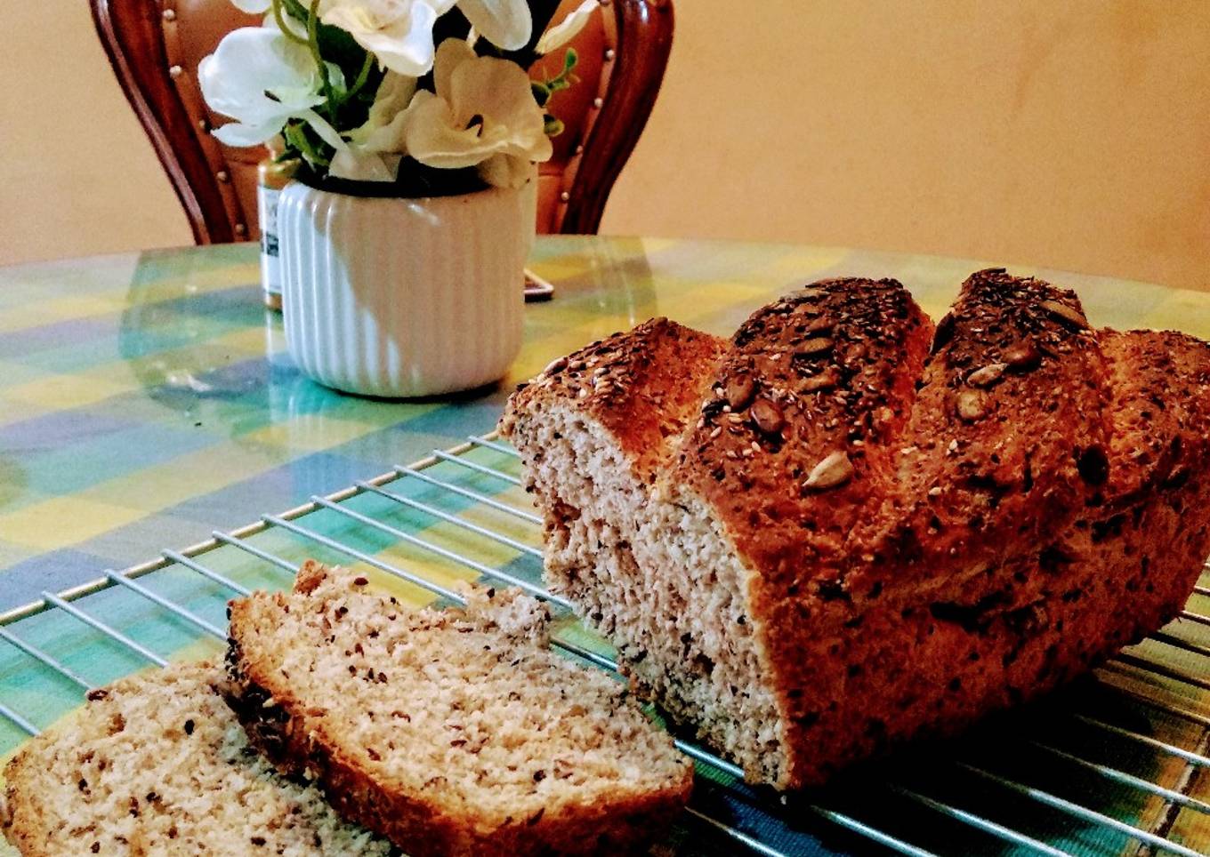 Roti Gandum Biji-bijian (Multi-seed wholemeal bread)