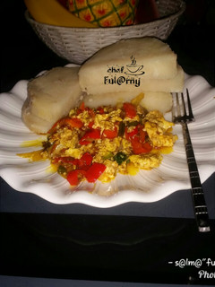 A picture of White yam with garlic egg source by s@lma ful@rny.