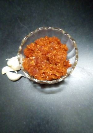 લસણની ચટણી (Garlic Chutney Recipe In Gujarati) રેસીપી મુખ્ય ફોટો