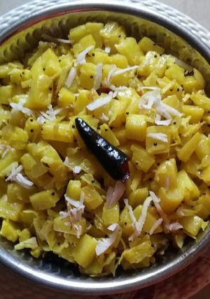 தலைப்பு : வாழைத்தண்டு பொரியல்(valathandu poriyal recipe in tamil) செய்முறை முக்கிய புகைப்படம்