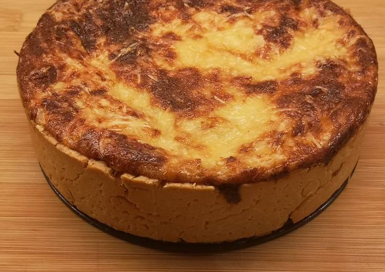 Steps to Make Super Quick Homemade Tarta Esponjosa de Cebolla y Queso (Isabella&#39;s Quiche)