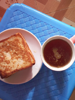 A picture of Egg Bread toast.