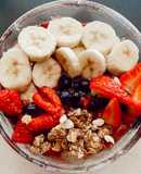 Açai smoothie bowl