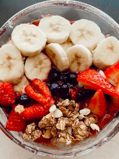 Una foto de Açai smoothie bowl