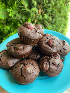 Csokis meggyes muffin (zabliszttel, cukormentesen) recept fotója
