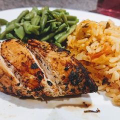 A picture of Lemon and Herb Chicken.