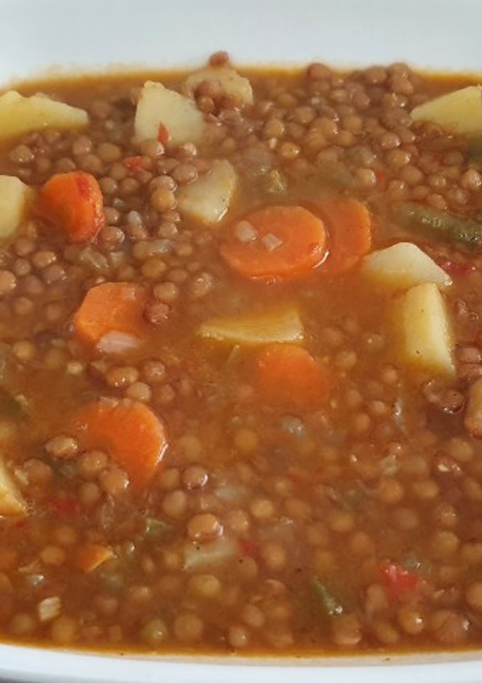 Una foto de Lentejas con verduras