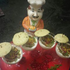 A picture of Steamed dahi vadas.