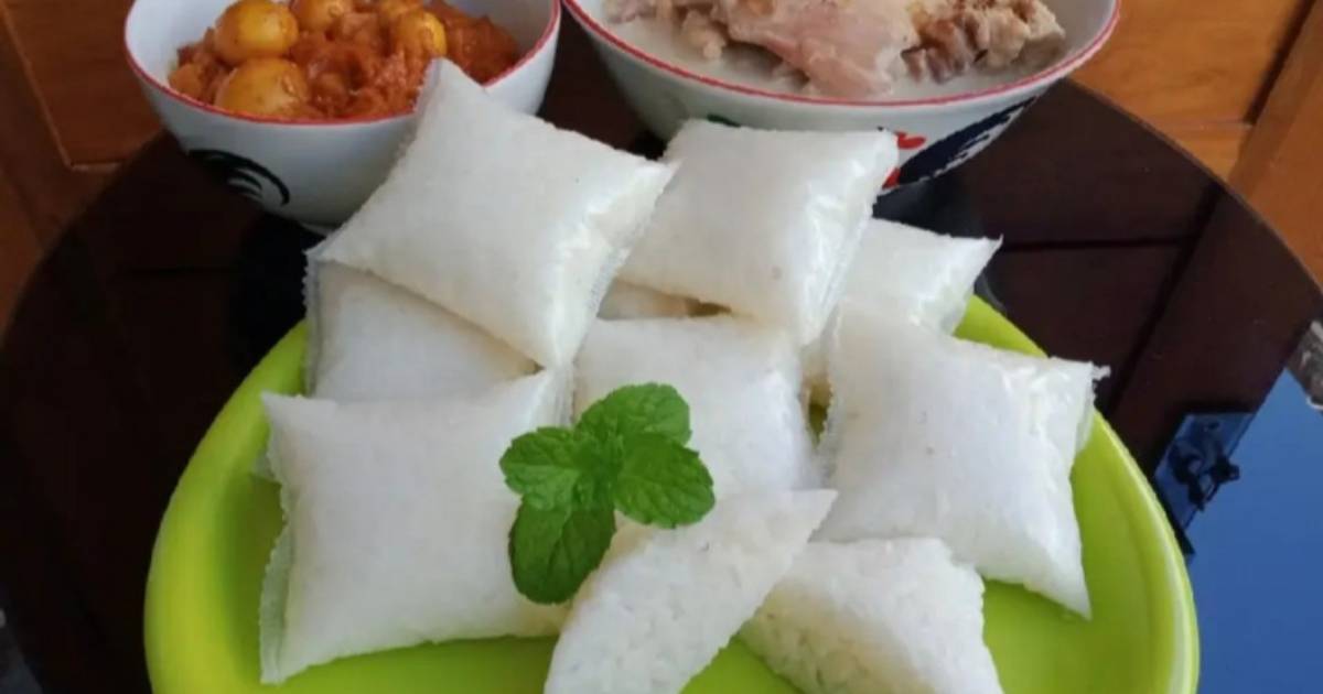 Resep Opor Ayam Kampung Sambal Goreng Uritan Ketupat Mudah dan Praktis Dihidangkan