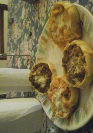 Una foto de Mini-tartas de carne y pollo