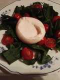 Ensalada de espinacas con burrata