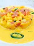 Tartare di salmone e mango con gazpacho di melone