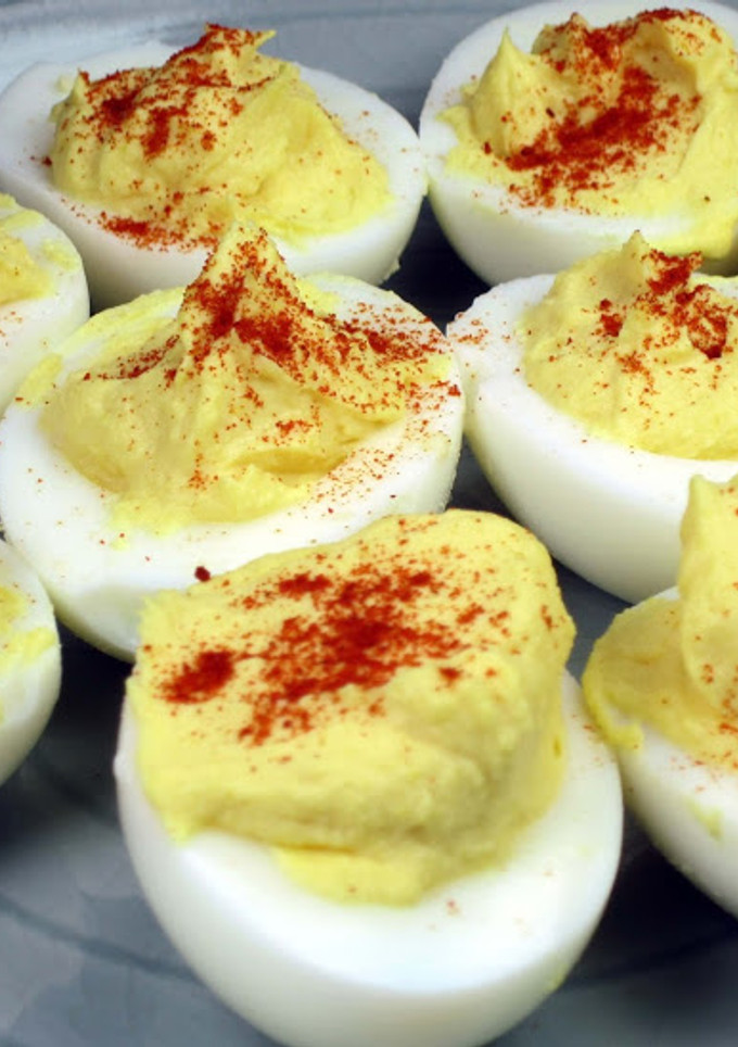 A picture of Deviled Eggs.