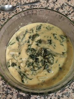 Una foto de Acelgas con ajos tiernos y crema