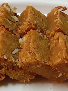 निनाव (Ninav Recipe In Marathi) रेसिपी चे मुख्य फोटो