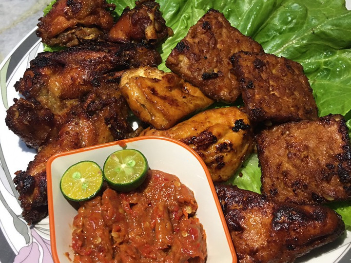 Langkah Mudah untuk Membuat Ayam kalasan tahu tempe bacem, Lezat Sekali