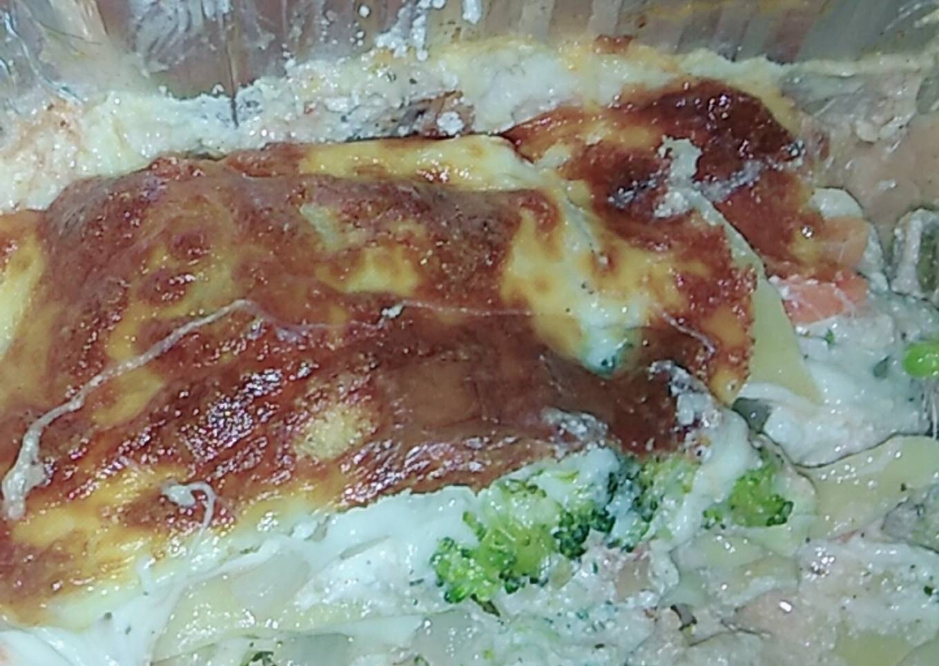 Cheesey broccoli lasagna side dish