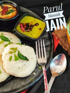 इडली सांबर (idli-sambhar recipe in Hindi) रेसिपी मुख्य फोटो