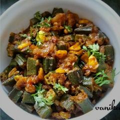 A picture of Bhindi corn masala.