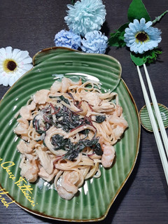 Foto resep Cream Cheese Fettuccini Bayam Merah