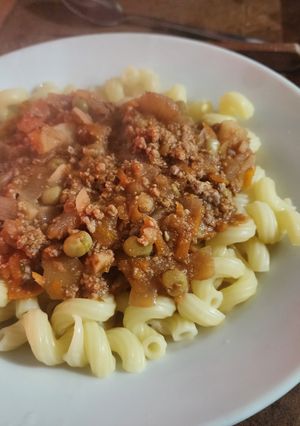 Una foto de Tuco con fideos