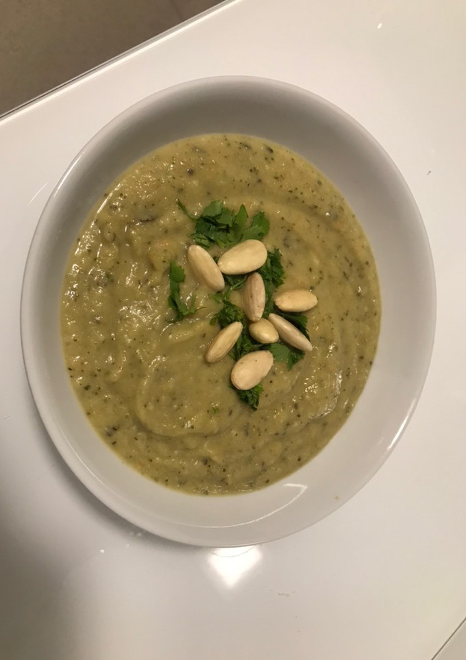Una foto de Crema de Berenjena y Calabacín