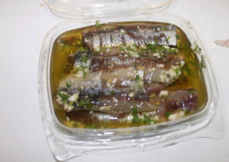 Sardinas arenques para aperitivo