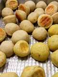 Pãezinhos de raízes, levain e castanha