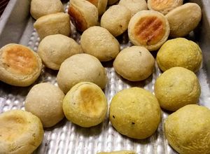 Foto de Pãezinhos de raízes, levain e castanha