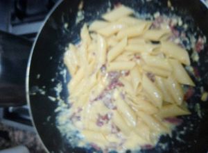 Una foto de Fideos a la carbonara