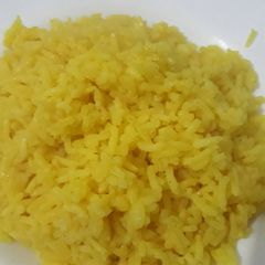 A picture of Turmeric rice.