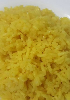 A picture of Turmeric rice.