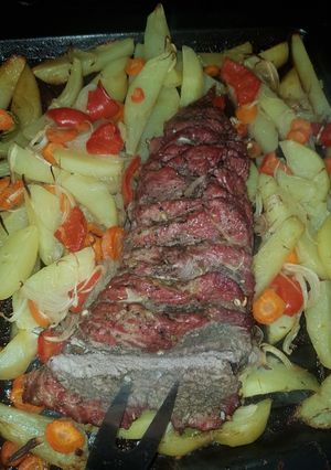 Una foto de Carne De Vacuno Al Horno