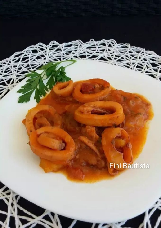 Una foto de Calamares con patatas a la sidra