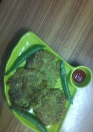 हरी मटर की टिक्की (Hari Matar ki Tikki recipe in Hindi) रेसिपी मुख्य फोटो
