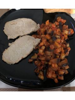 Foto di Lonza in padella con melanzane a funghetto🍆🍅