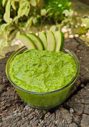 A picture of Raw mango chutney.