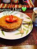 Hot cakes de plátano y avena (sin harina)💖