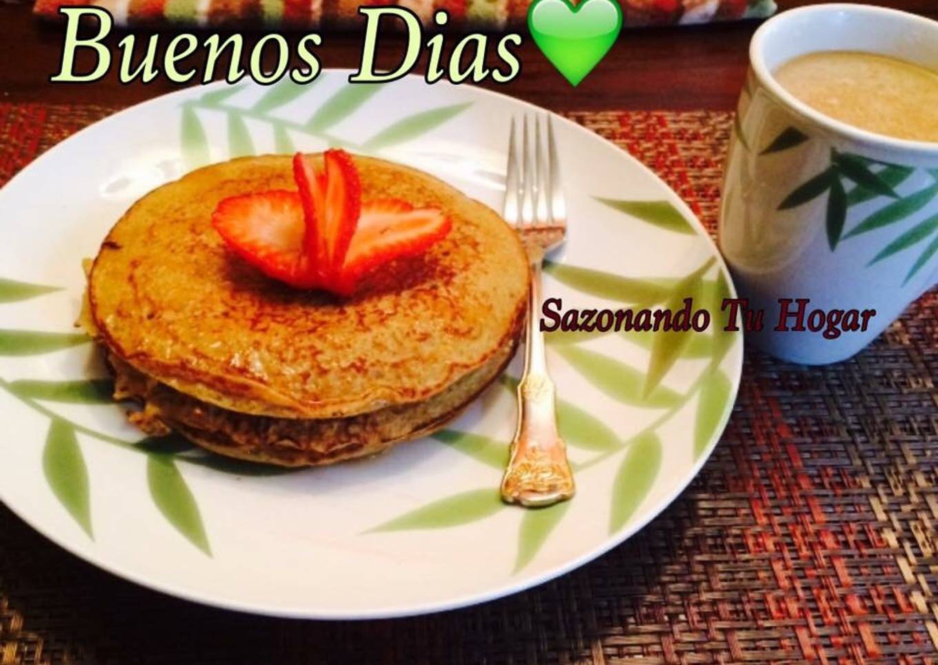 Hot cakes de plátano y avena (sin harina)💖
