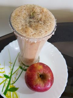 ஆப்பிள் மில்க் ஷேக் (Apple Milk Shake Recipe in Tamil) செய்முறை முக்கிய புகைப்படம்