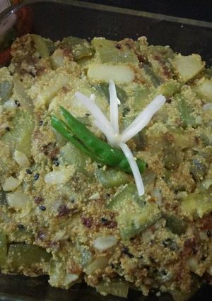 A picture of Ridge gourd with poppy seeds paste (jhingey aloo posto).