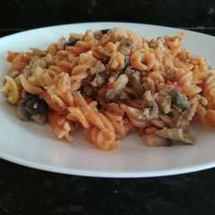 รูปของ Espirales de lentejas con soja y verduras (vegano)