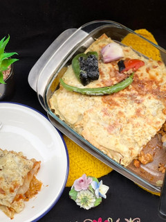 A picture of Chicken lasagna.