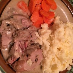 A picture of Pinky's Classic Pork Tenderloin.
