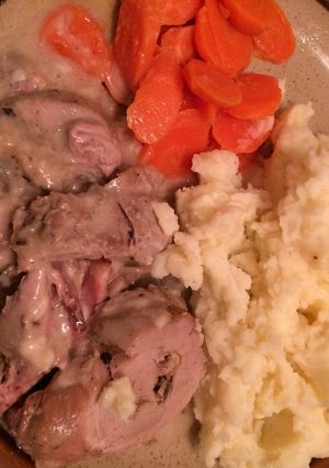 A picture of Pinky's Classic Pork Tenderloin.
